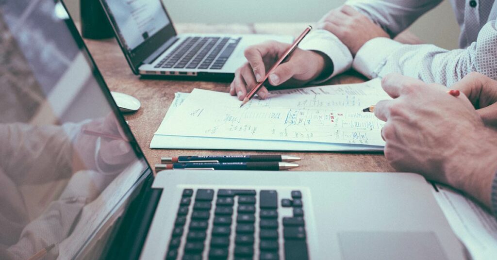 forhandling lee & ruskov personalejura