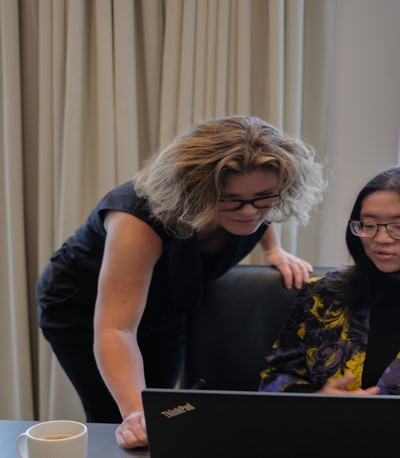 Juridisk rådgivning om aftaler for virksomheder – People Vision